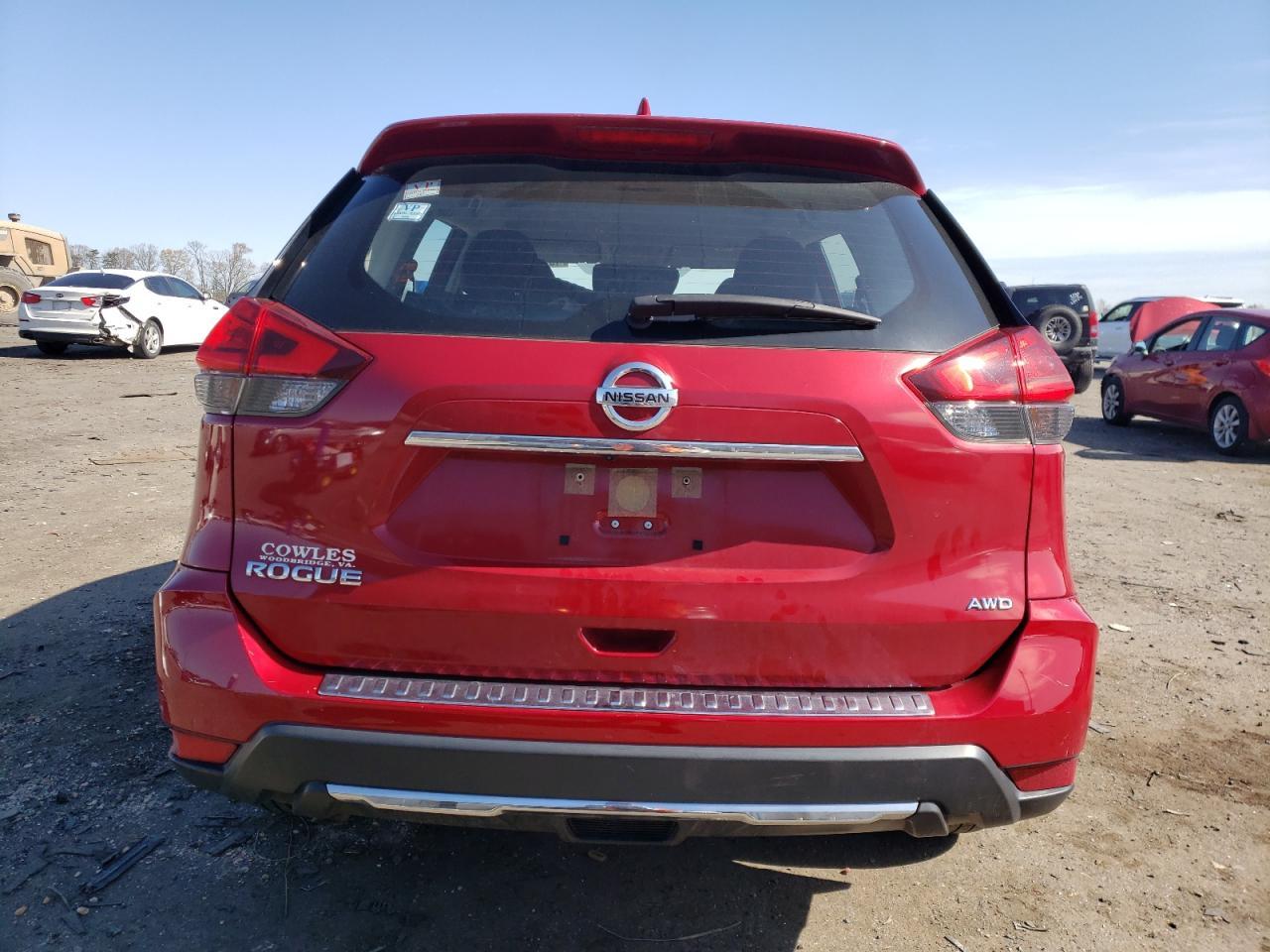2017 NISSAN ROGUE S - Фото 6