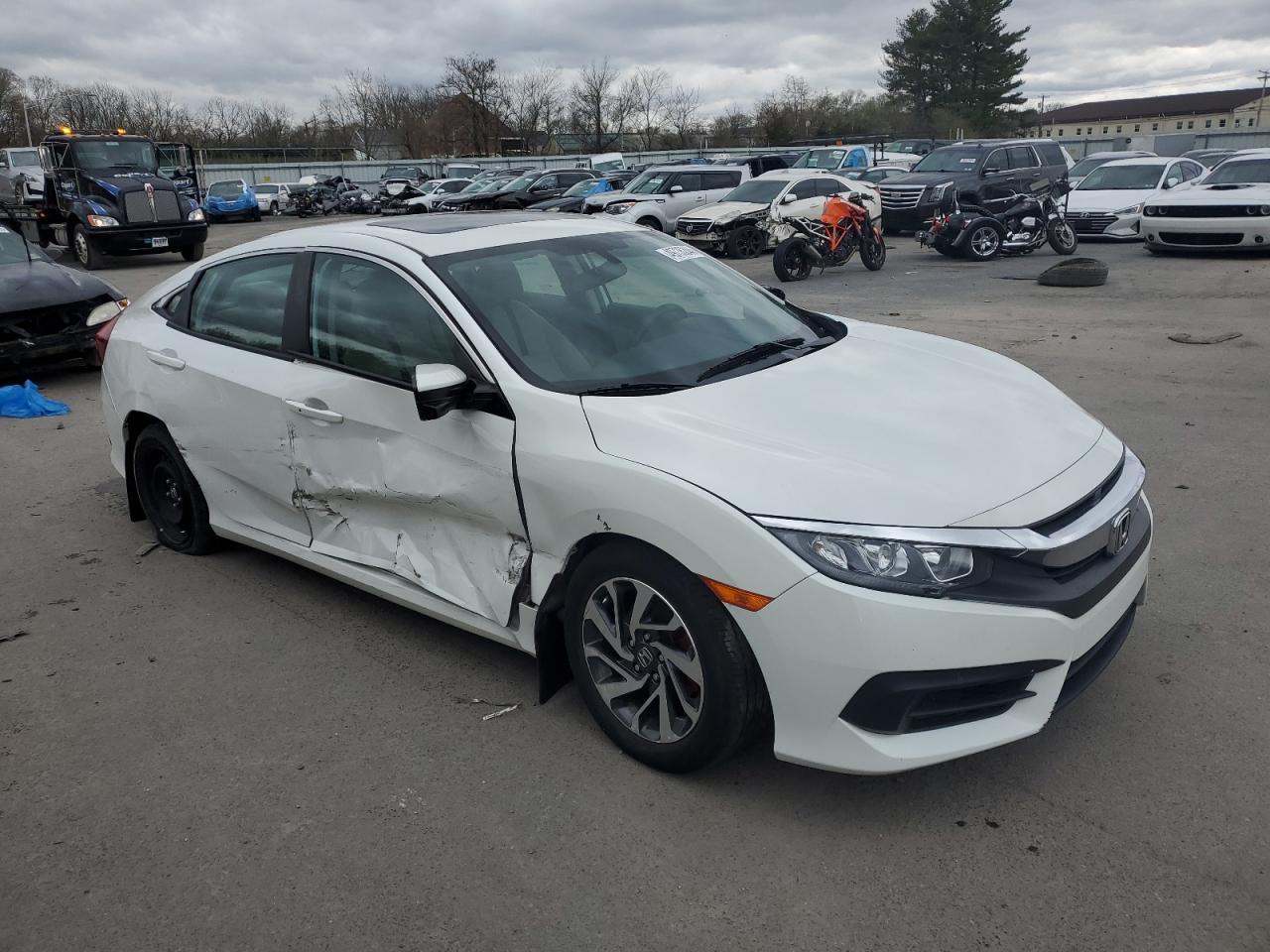 2016 HONDA CIVIC EX - Image 4