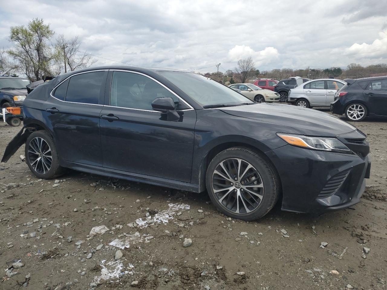 2020 TOYOTA CAMRY SE - Image 4