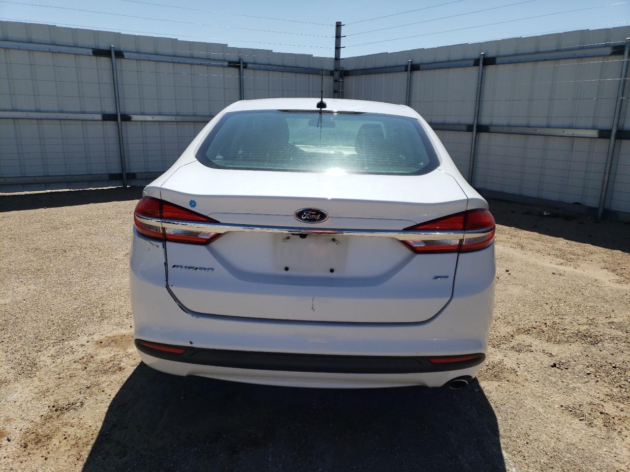 2017 FORD FUSION SE - Фото 6