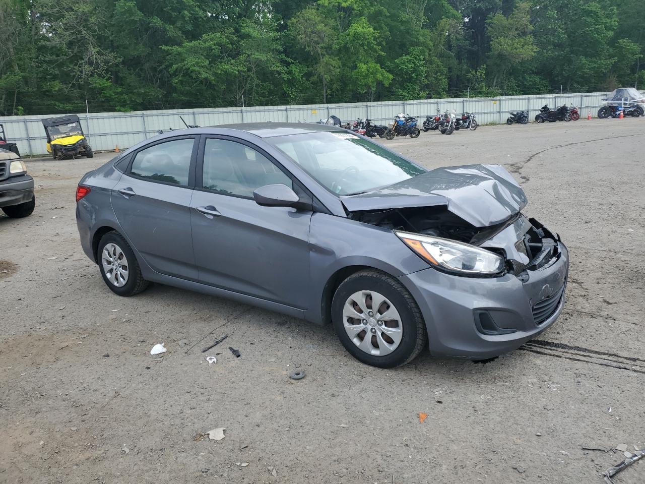 2016 HYUNDAI ACCENT SE - Фото 4