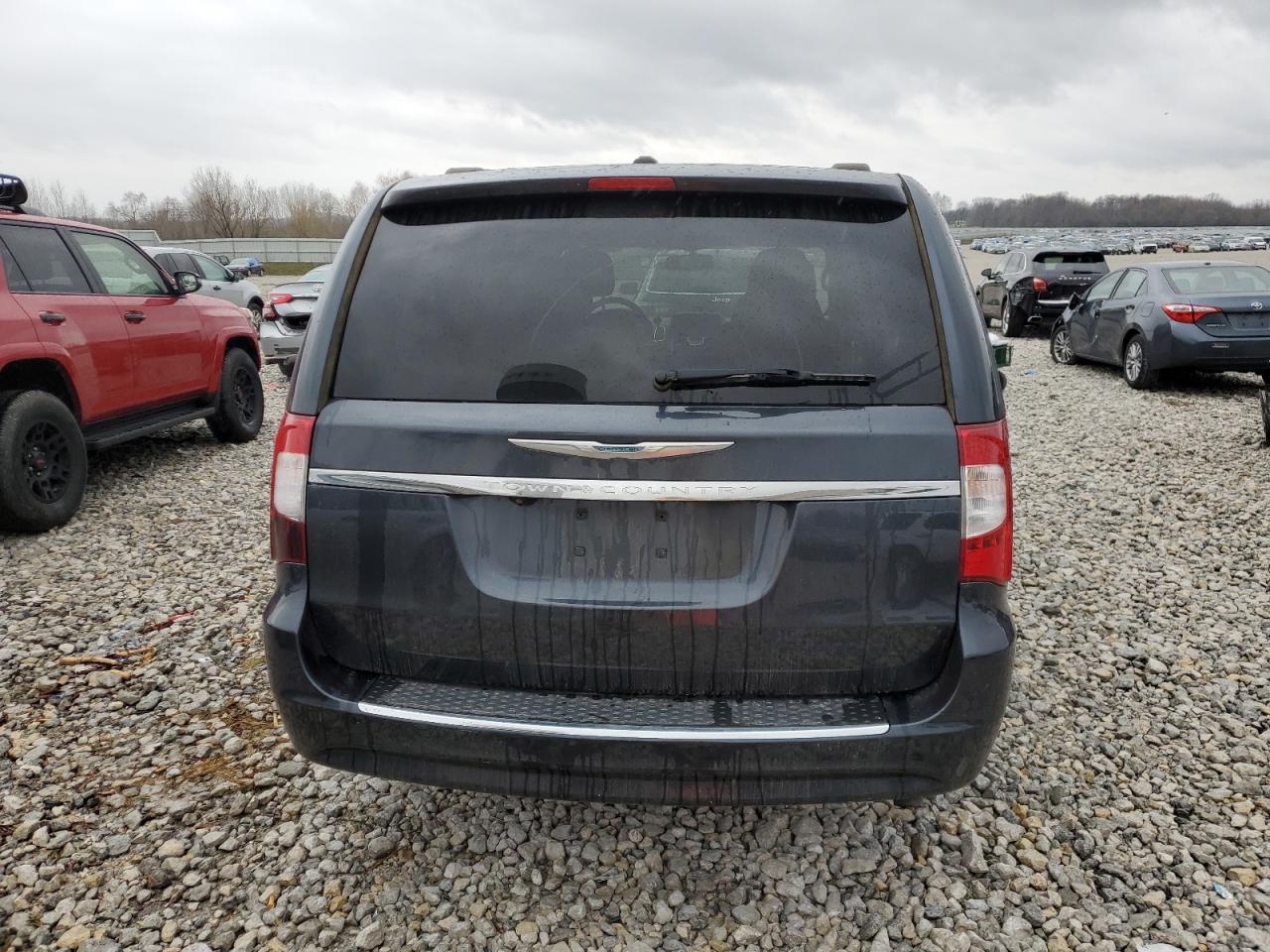 2014 CHRYSLER TOWN & COU - Image 6