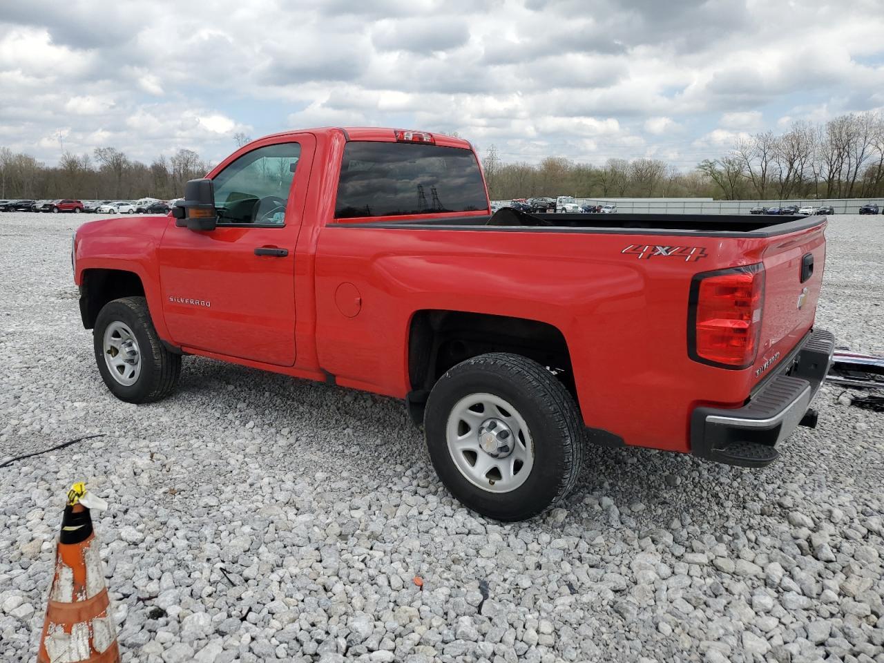 2018 CHEVROLET SILVERADO - Фото 2