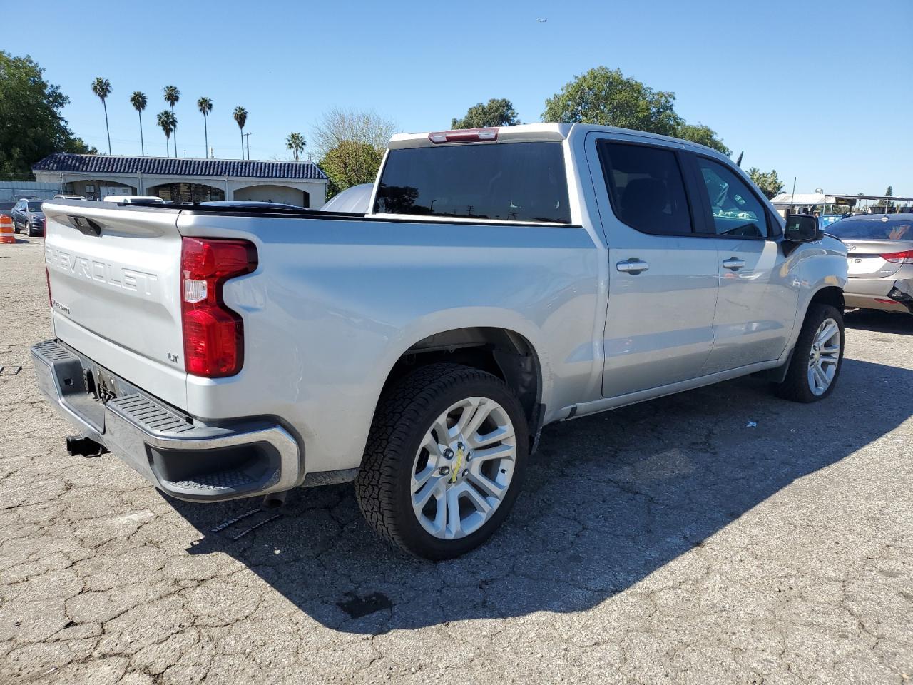 2019 CHEVROLET SILVERADO - Image 3
