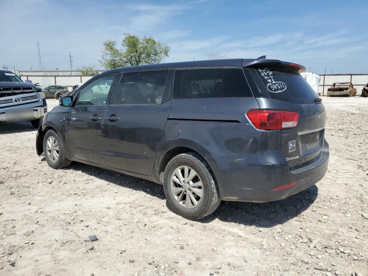 2017 KIA SEDONA LX - Image 2