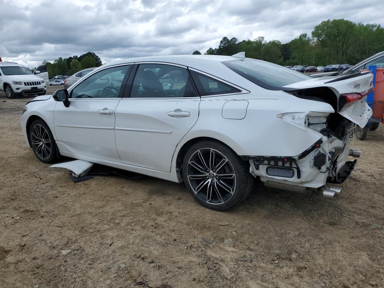 2019 TOYOTA AVALON XLE - Фото 2