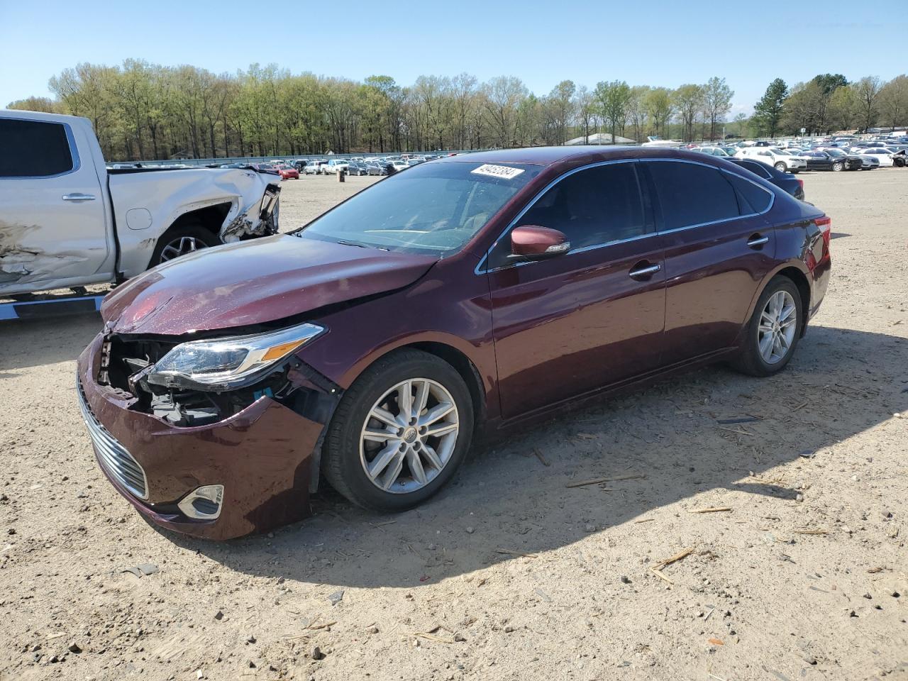 2015 TOYOTA AVALON XLE