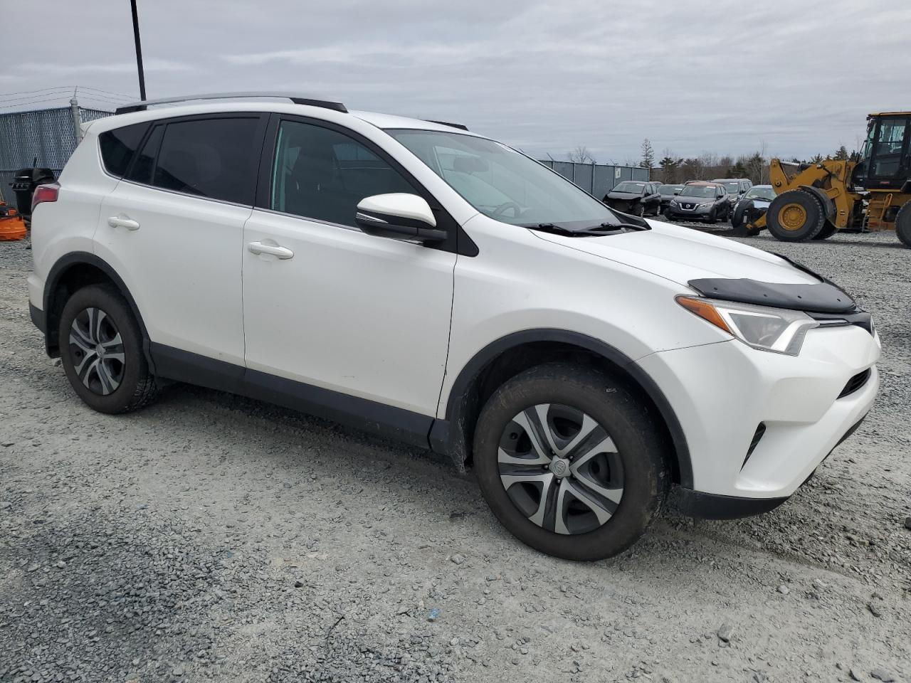 2016 TOYOTA RAV4 LE - Фото 4