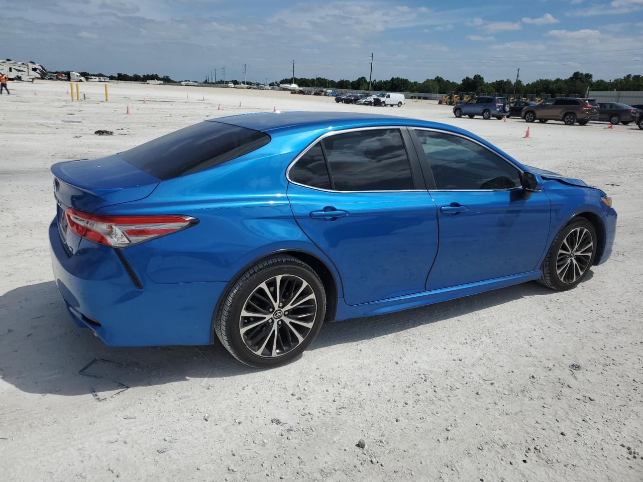 2018 TOYOTA CAMRY L - Image 3