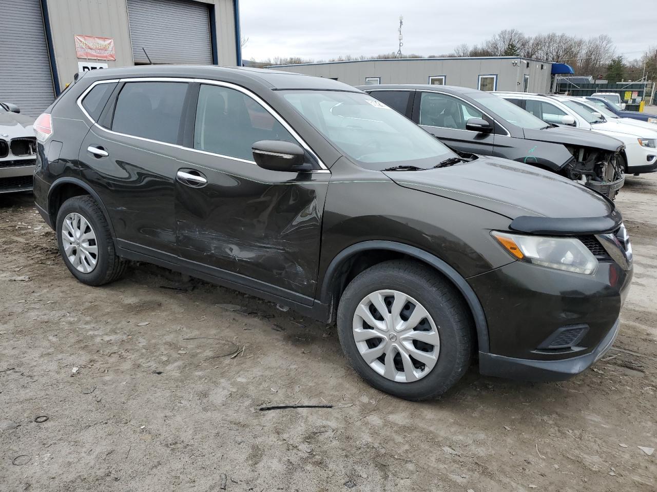 2015 NISSAN ROGUE S - Image 4