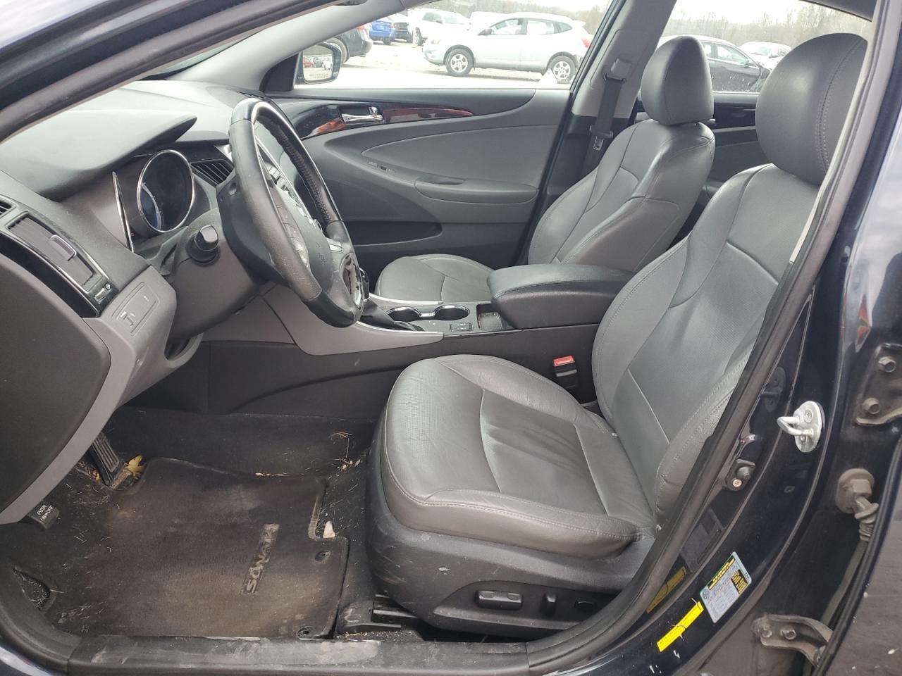 2011 HYUNDAI SONATA SE - Image 7