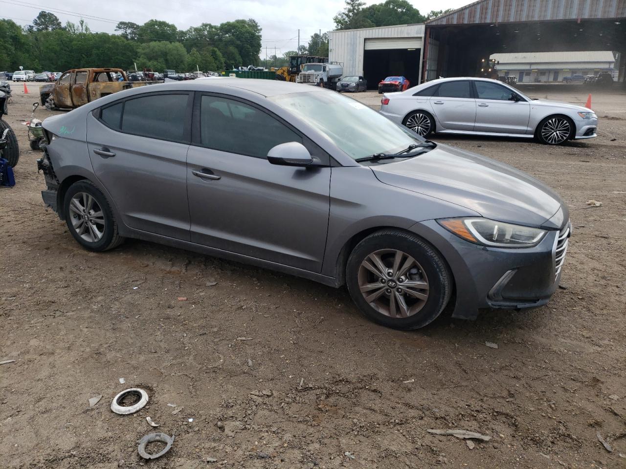2017 HYUNDAI ELANTRA SE - Image 4