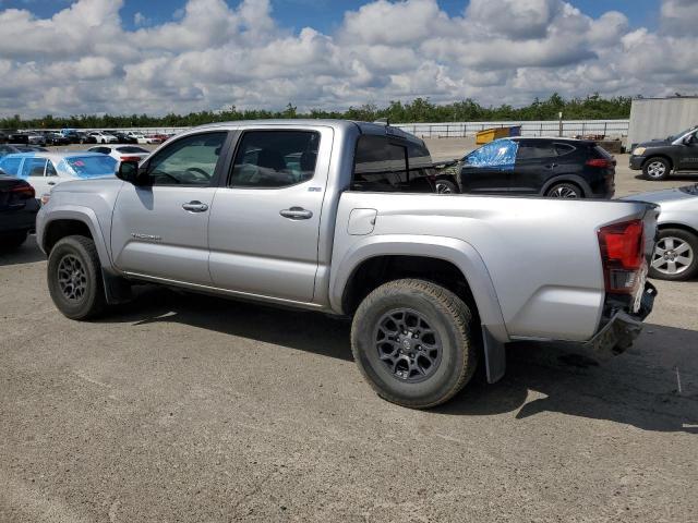 2018 Toyota Tacoma Double Cab - Image 2