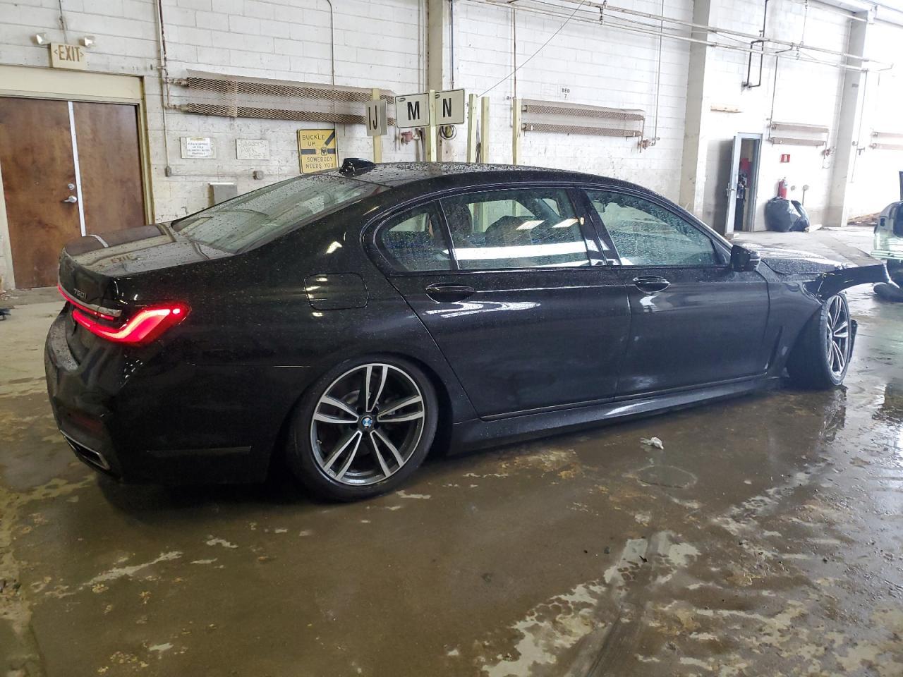2020 BMW 750 XI - Image 3