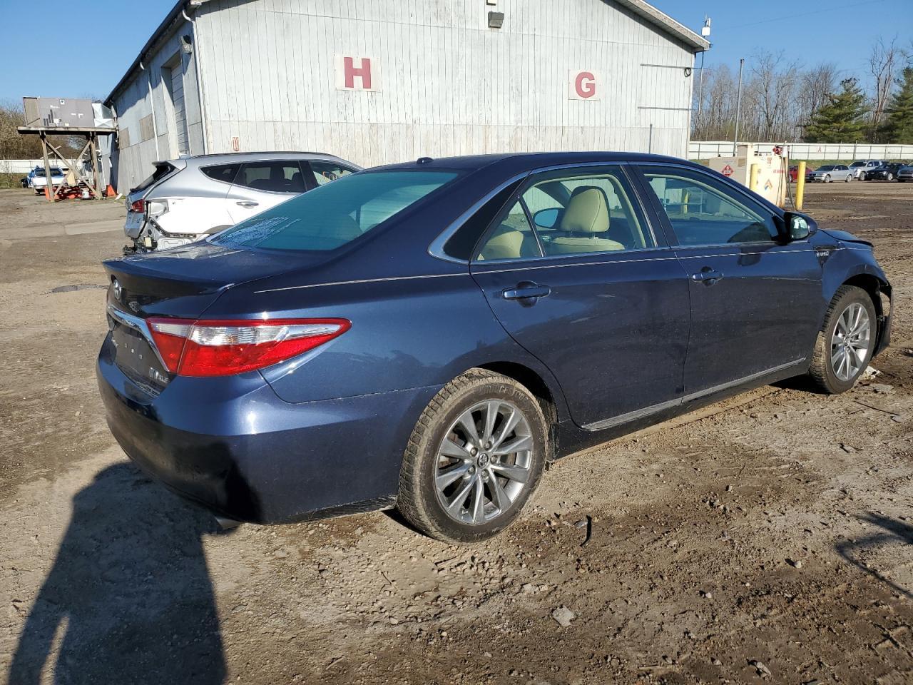 2017 TOYOTA CAMRY HYBR - Фото 3