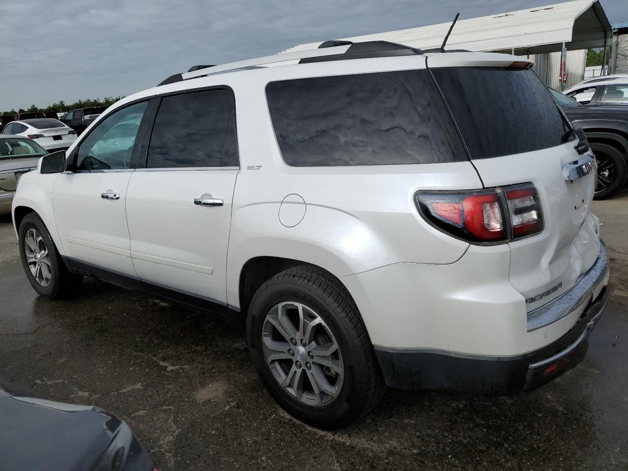 2016 GMC ACADIA SLT - Фото 2