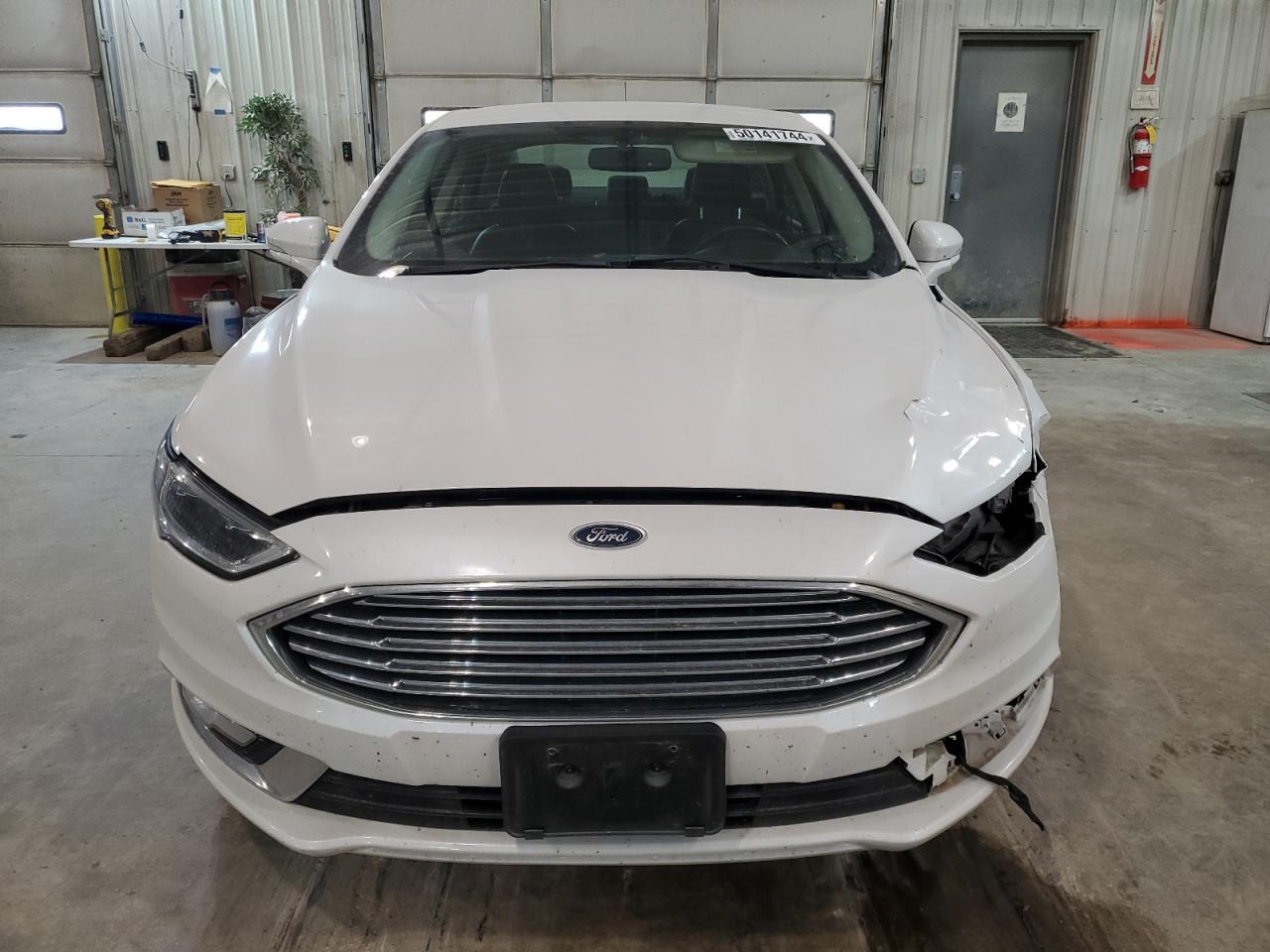 2017 FORD FUSION SE - Image 5