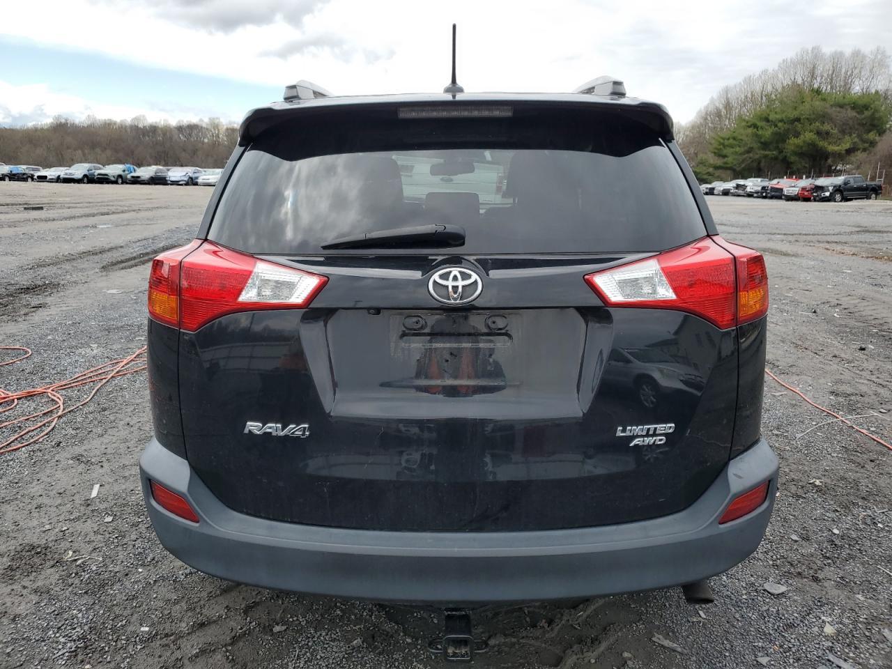 2015 TOYOTA RAV4 LIMIT - Image 6