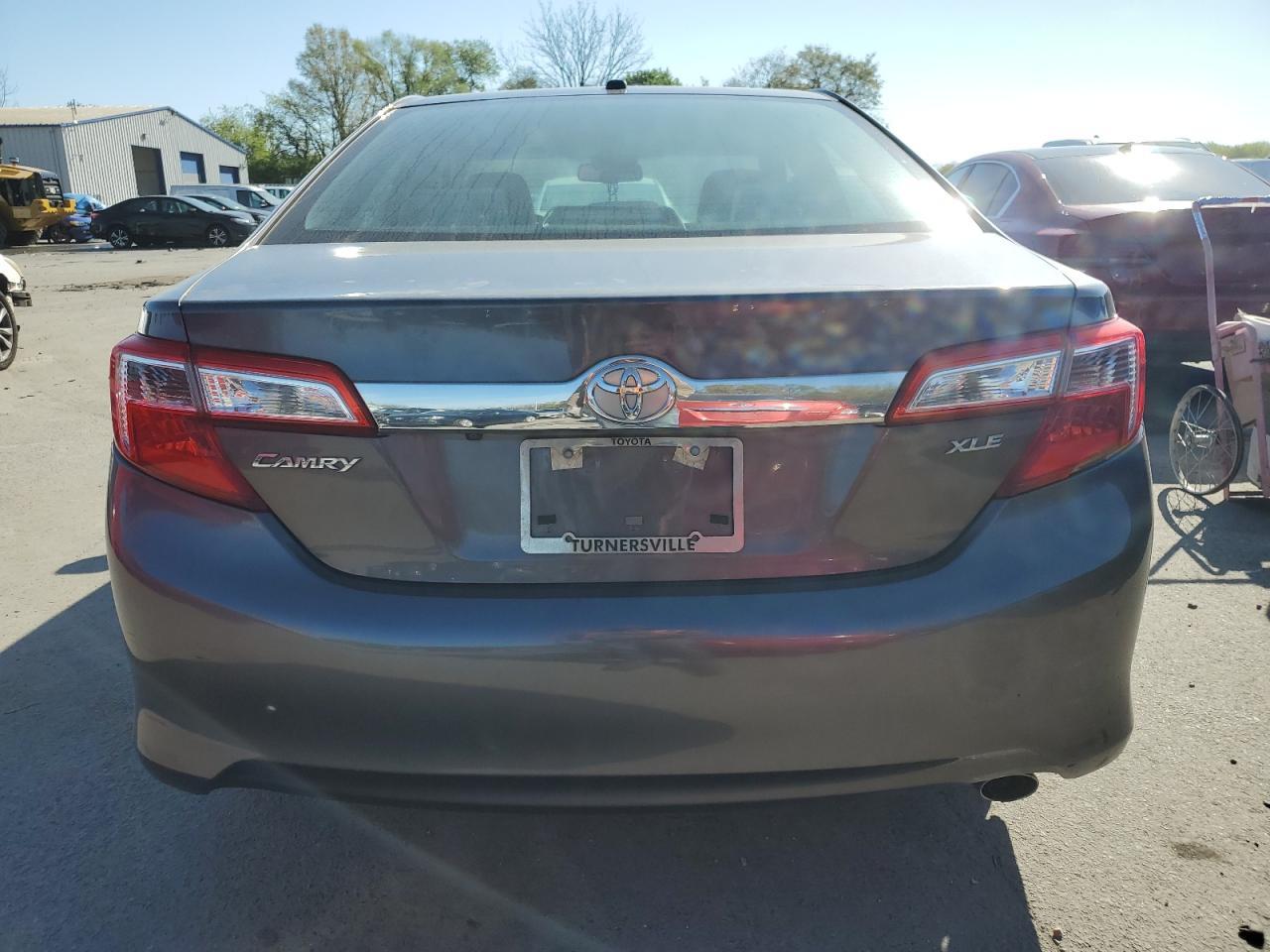 2014 TOYOTA CAMRY L - Image 6