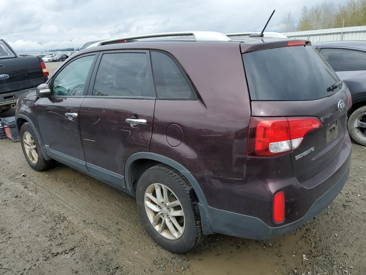 2015 KIA SORENTO LX - Image 2