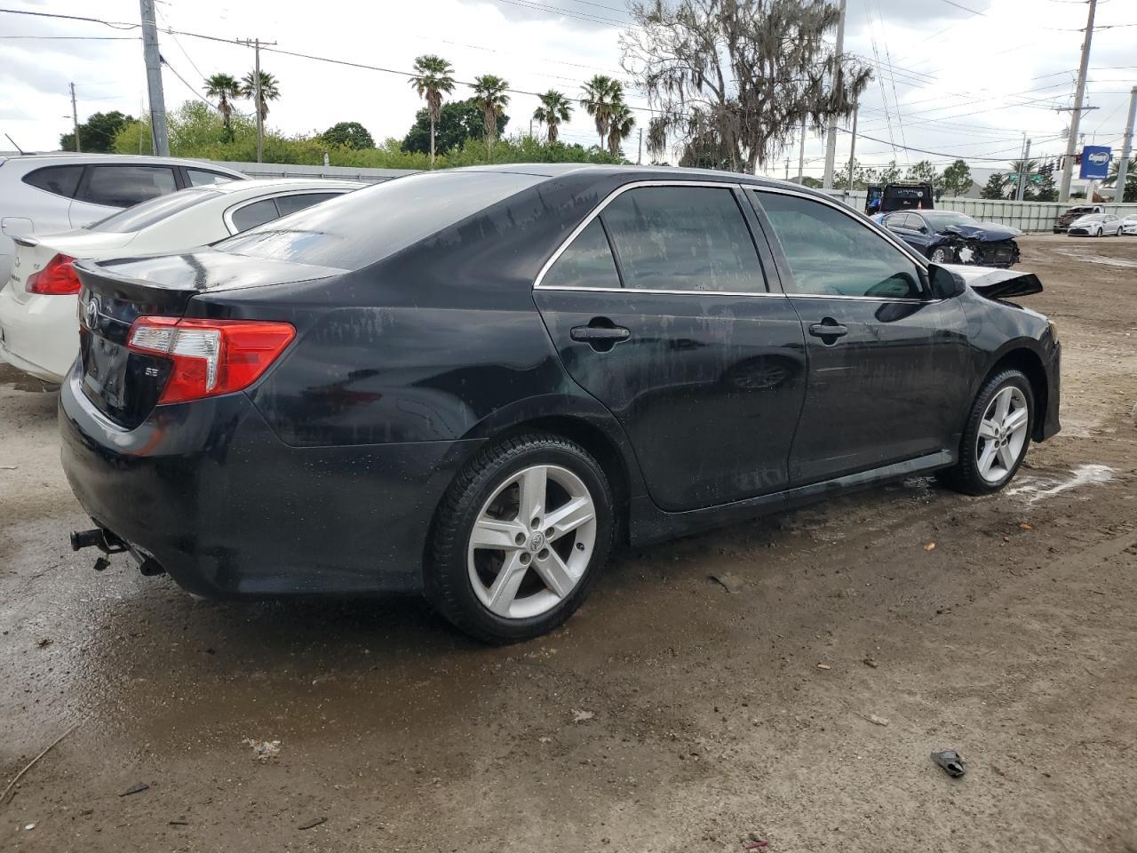 2014 TOYOTA CAMRY L - Image 3