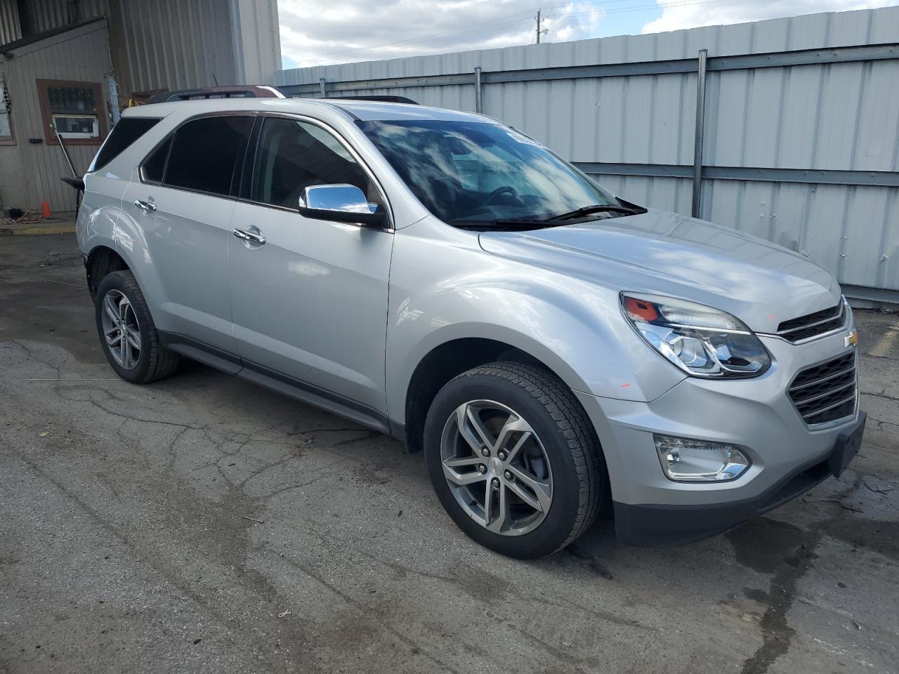 2016 CHEVROLET EQUINOX LT - Фото 4