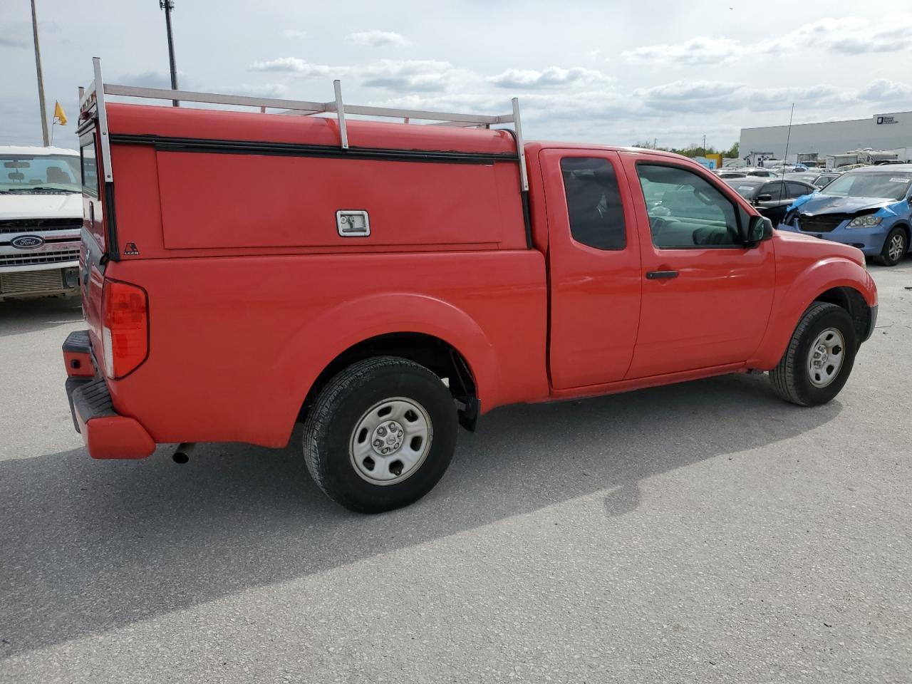 2017 NISSAN FRONTIER S - Фото 3