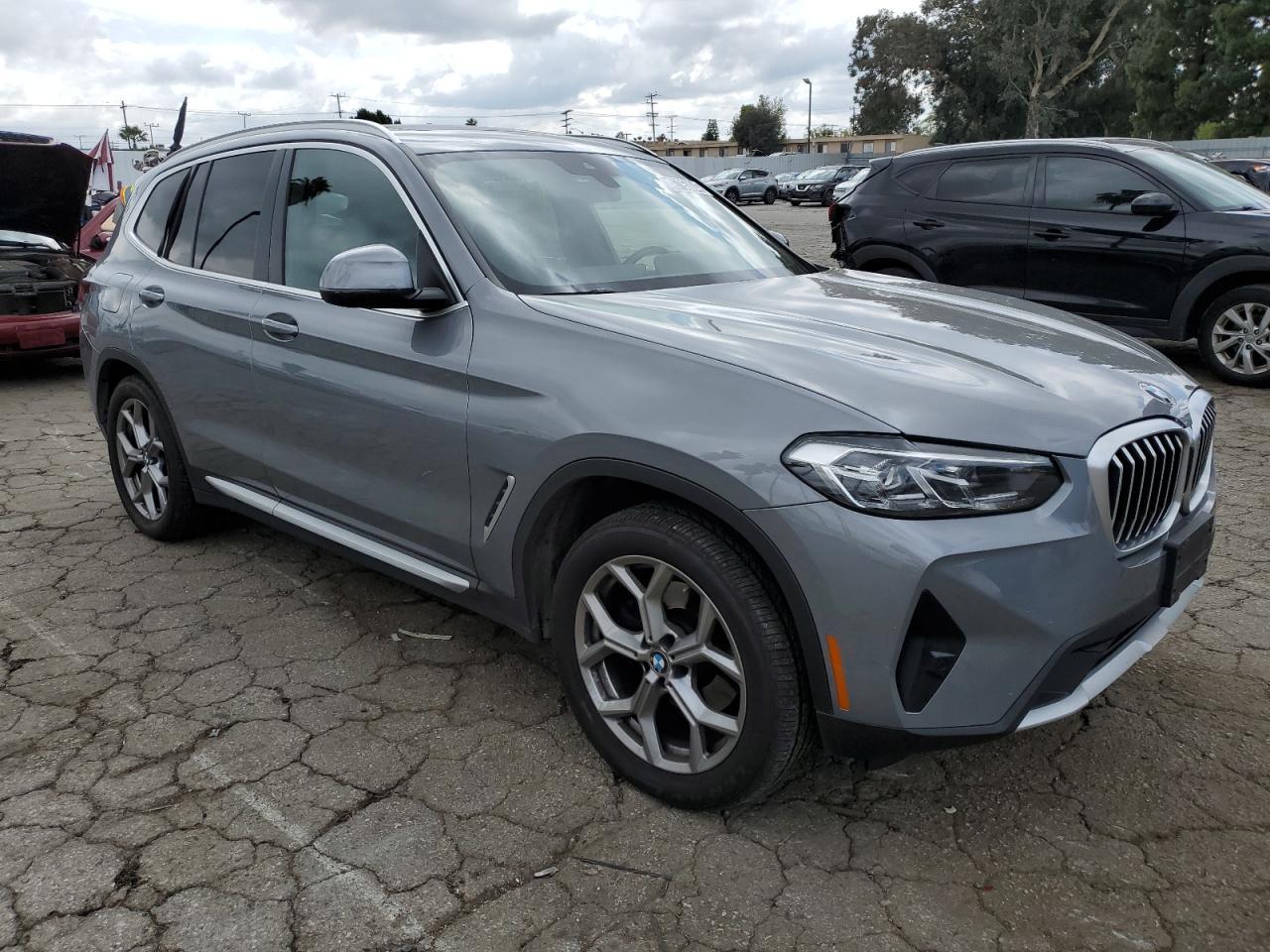 2023 BMW X3 XDRIVE3 - Image 4