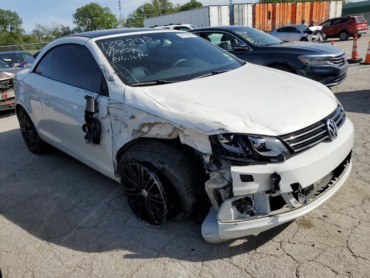 2013 VOLKSWAGEN EOS KOMFOR - Image 4