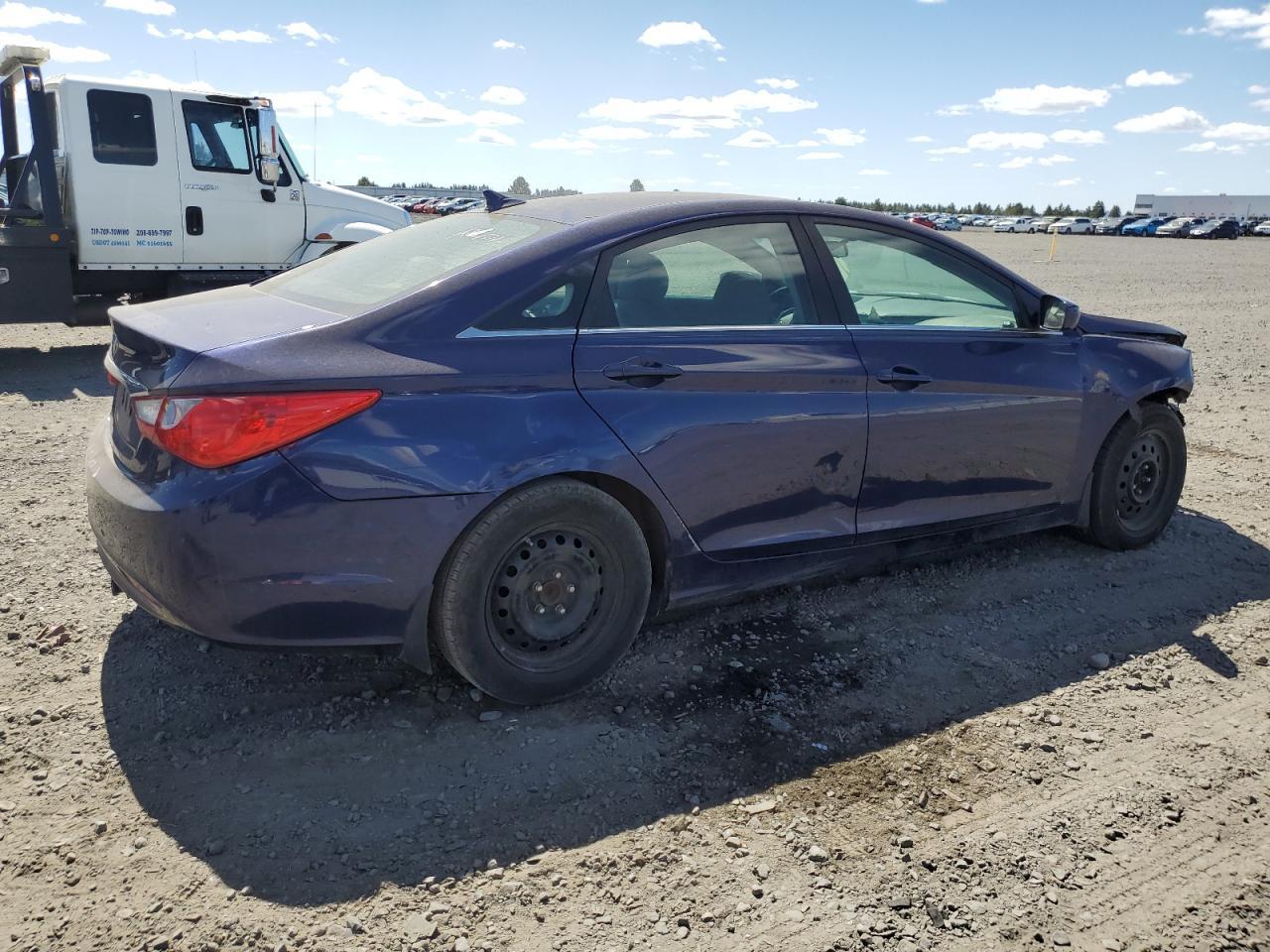 2011 HYUNDAI SONATA GLS - Image 3