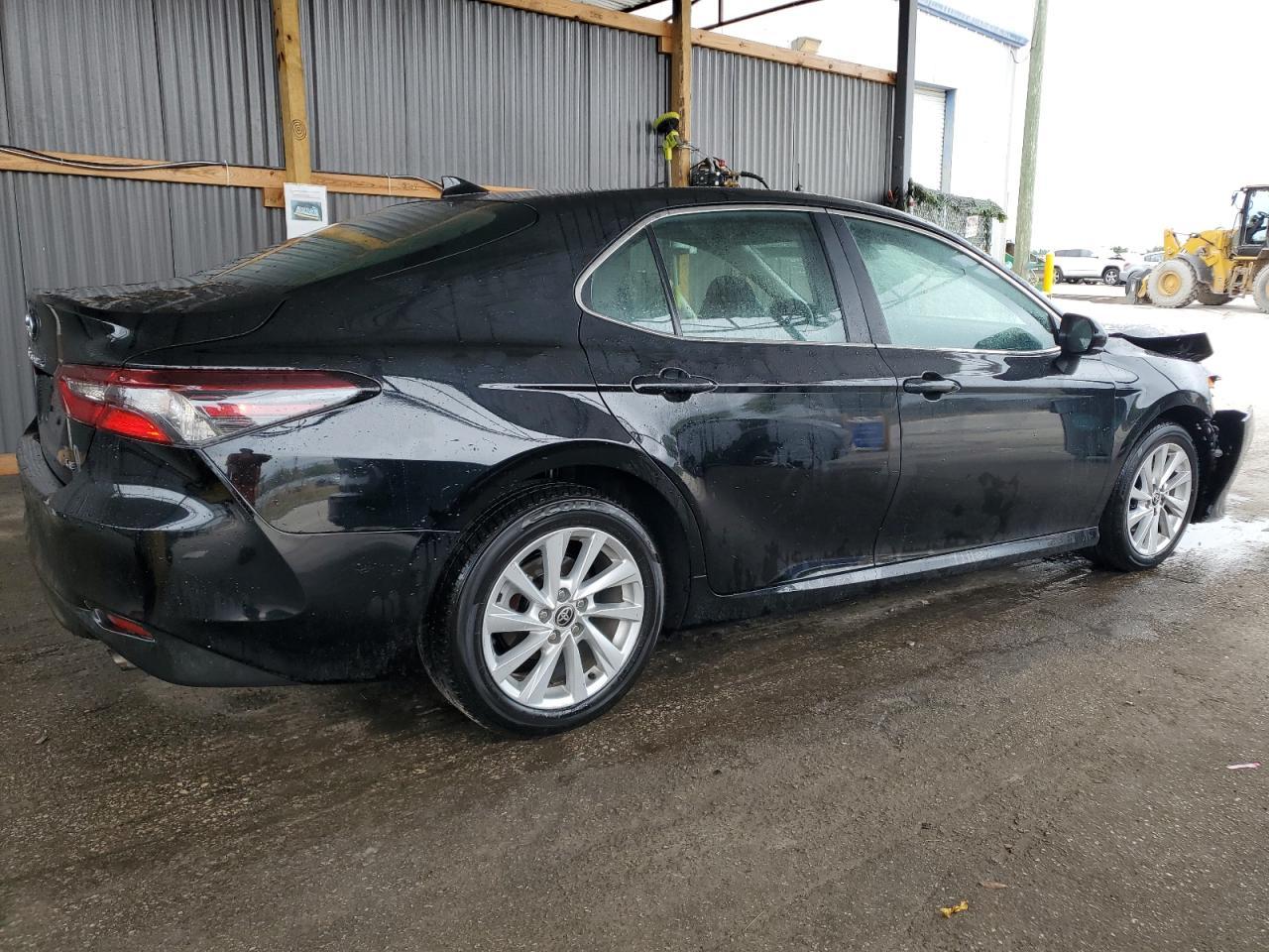 2024 TOYOTA CAMRY LE - Image 3
