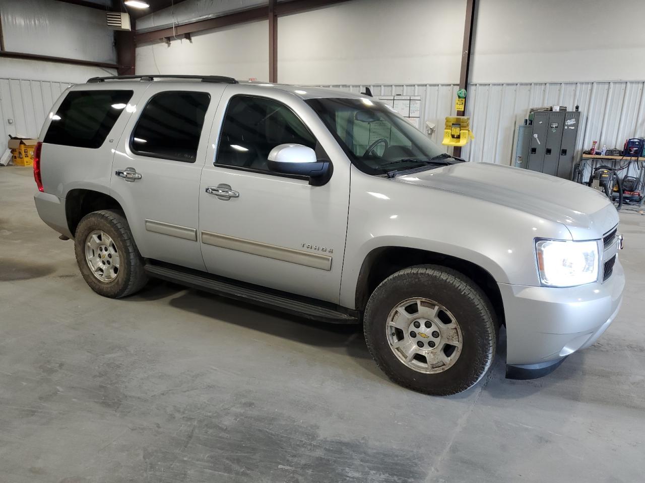 2011 CHEVROLET TAHOE K150 - Фото 4