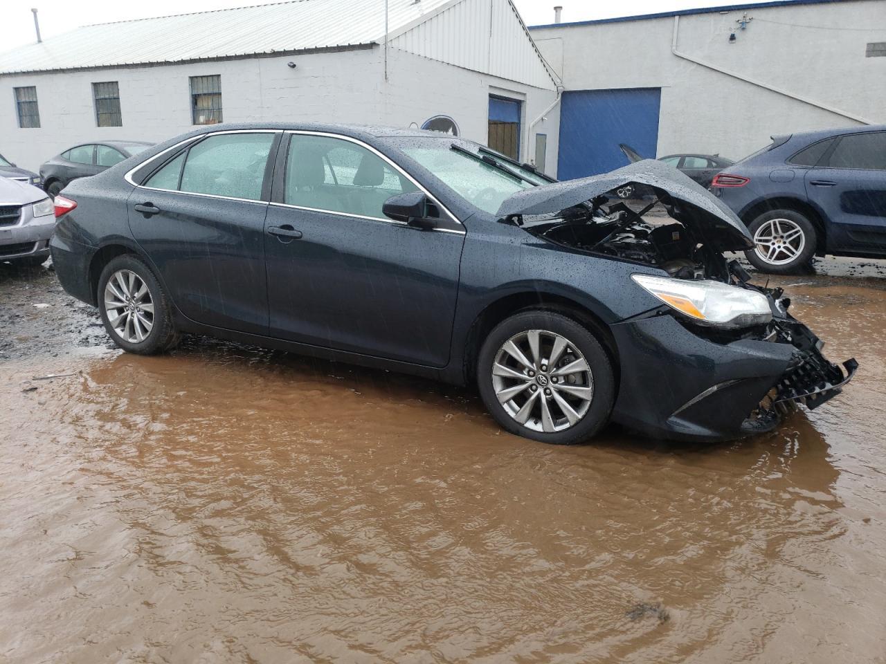 2017 TOYOTA CAMRY LE - Фото 4
