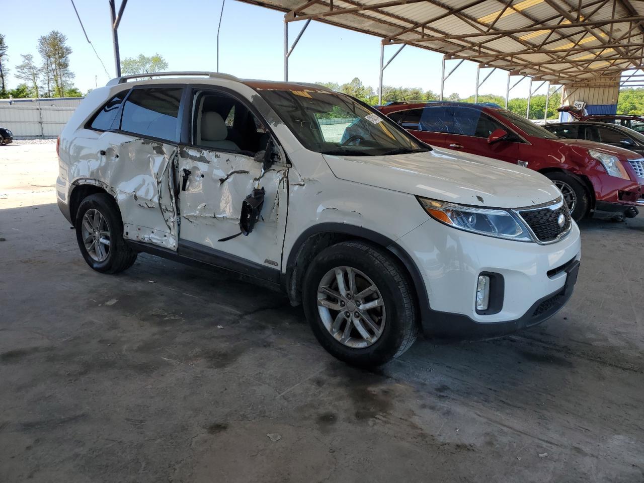 2014 KIA SORENTO LX - Image 4