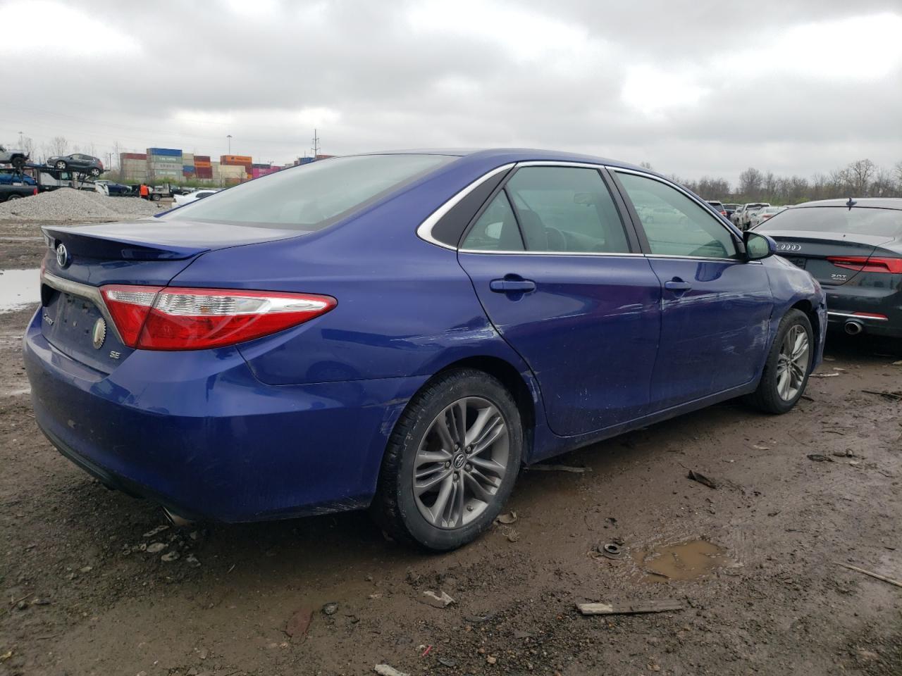 2016 TOYOTA CAMRY LE - Фото 3