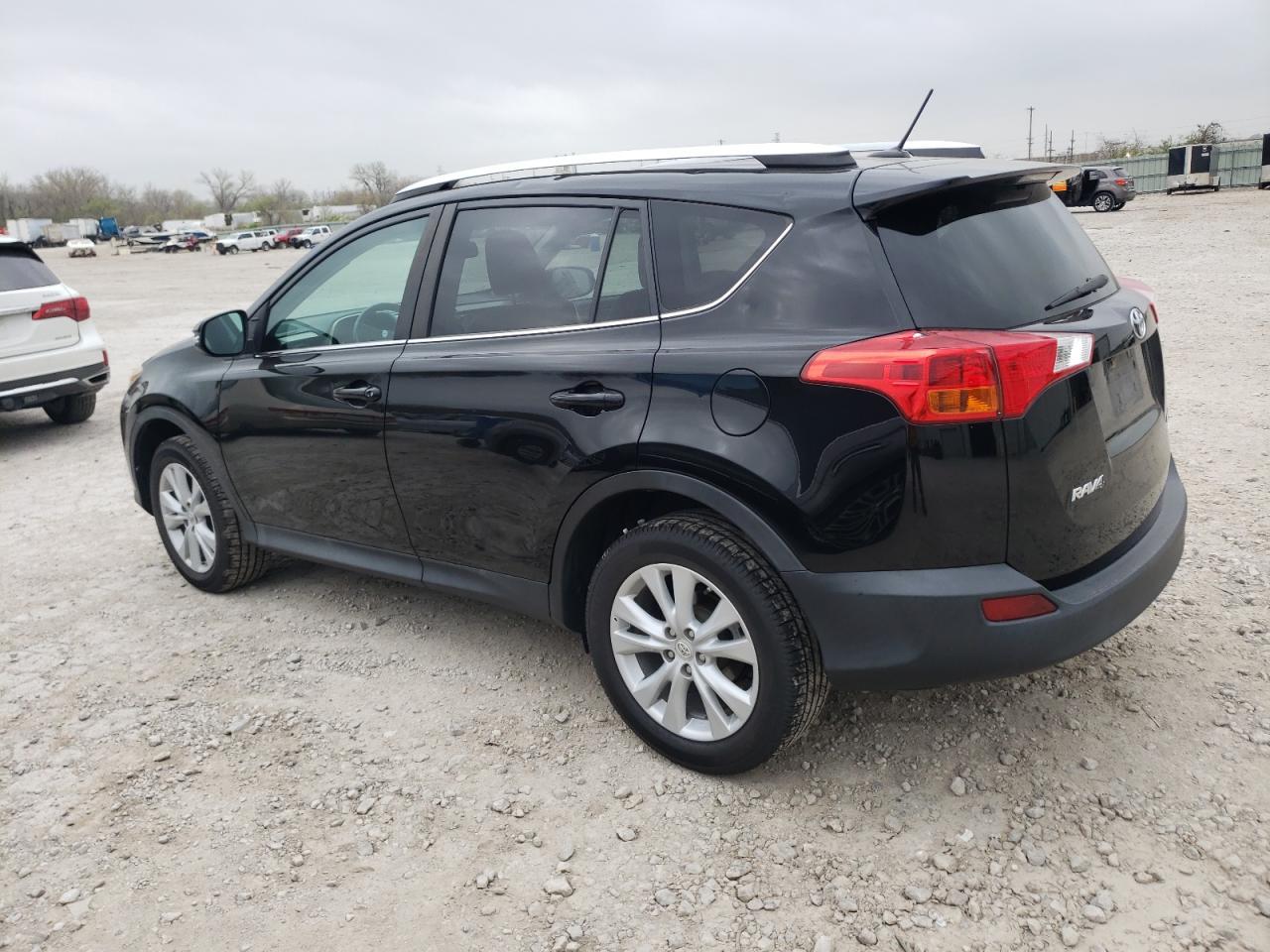 2015 TOYOTA RAV4 LIMIT - Фото 2
