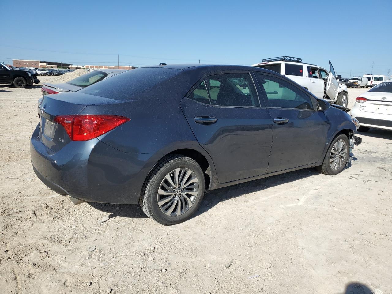 2019 TOYOTA COROLLA L - Image 3