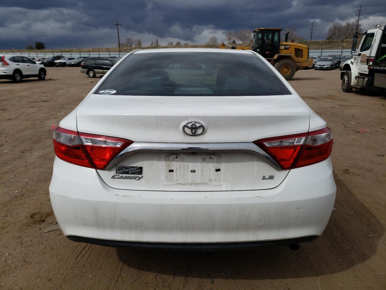 2016 TOYOTA CAMRY LE - Image 6