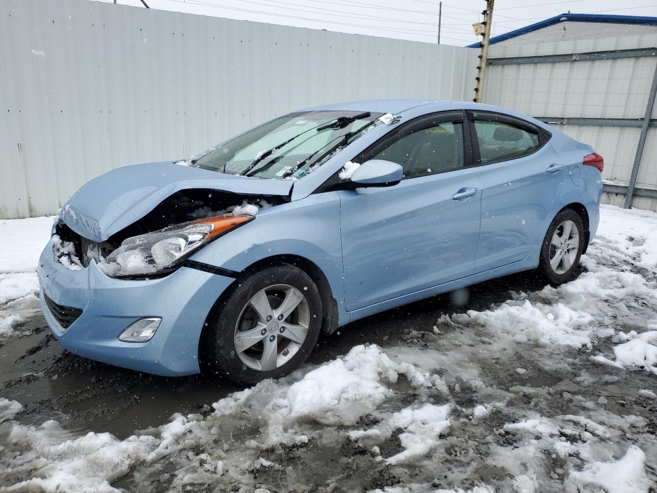 2013 HYUNDAI ELANTRA GL