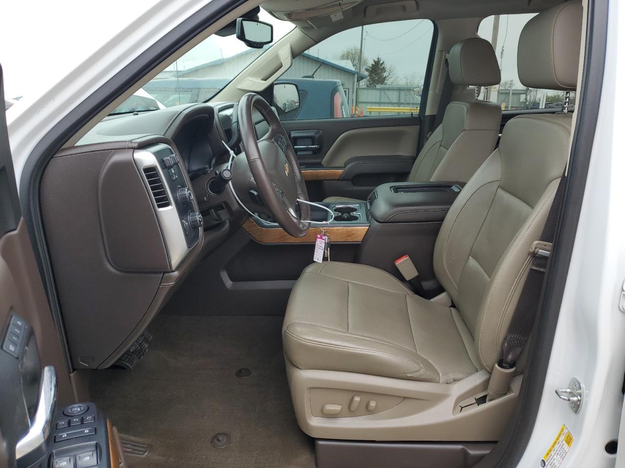 2017 CHEVROLET SILVERADO - Image 7