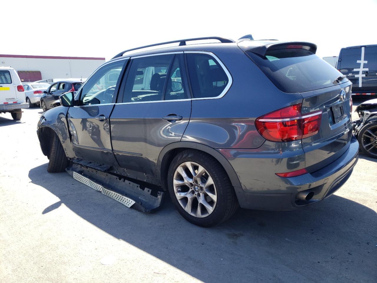2013 BMW X5 XDRIVE3 - Image 2