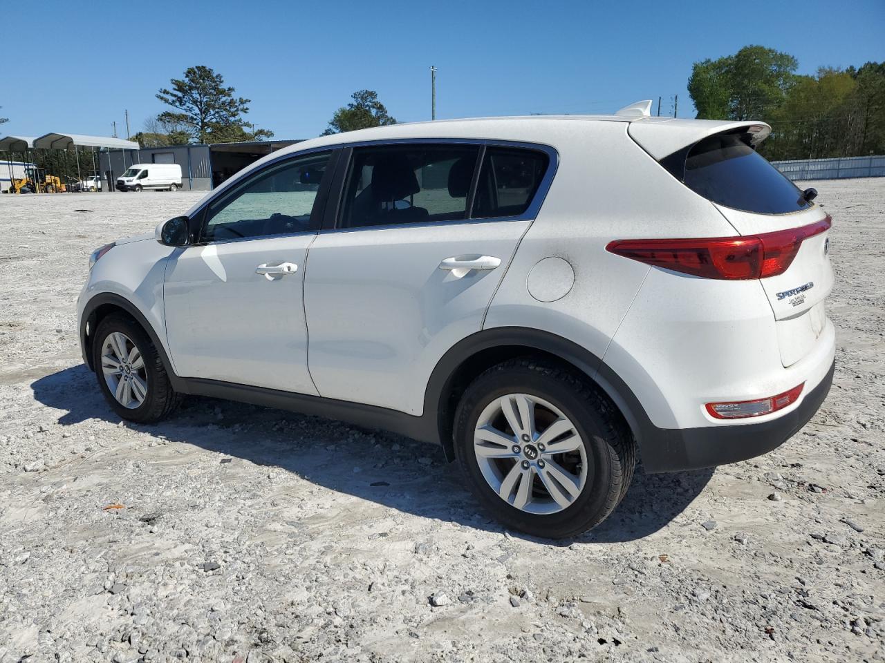 2017 KIA SPORTAGE L - Image 2