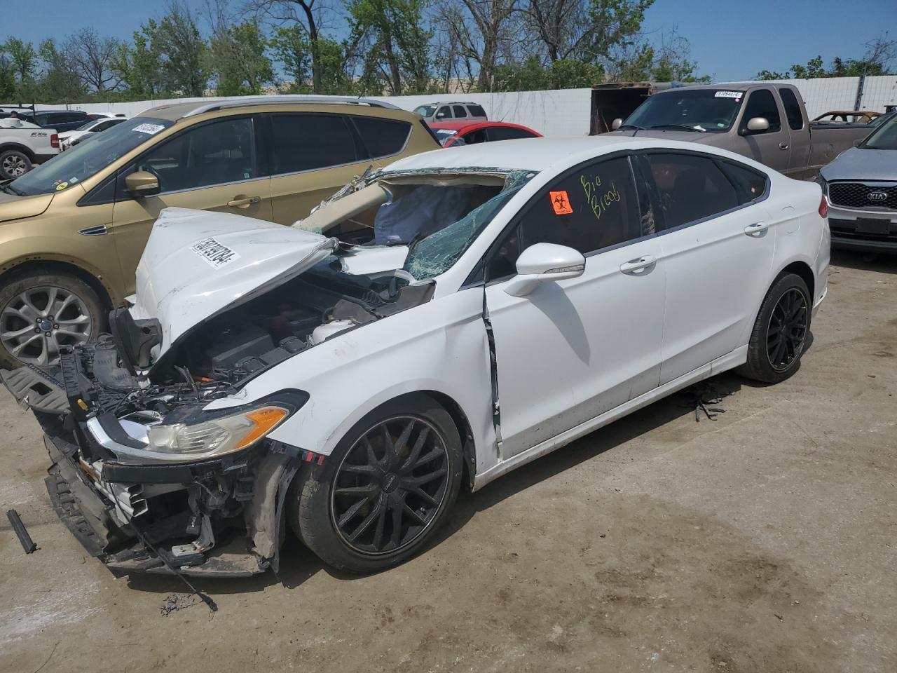 2013 FORD FUSION SE car image