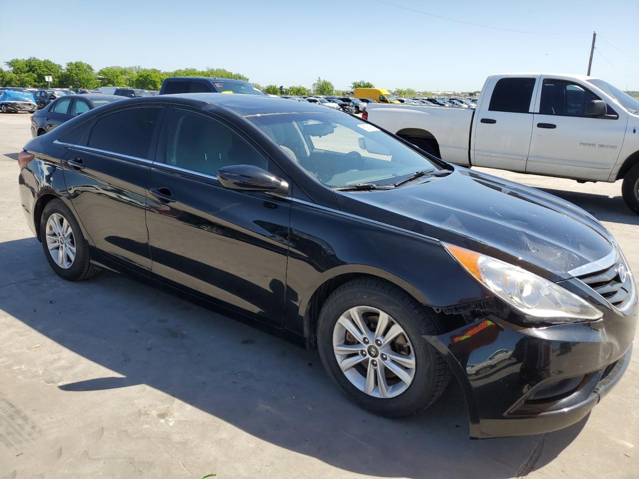2013 HYUNDAI SONATA GLS - Image 4