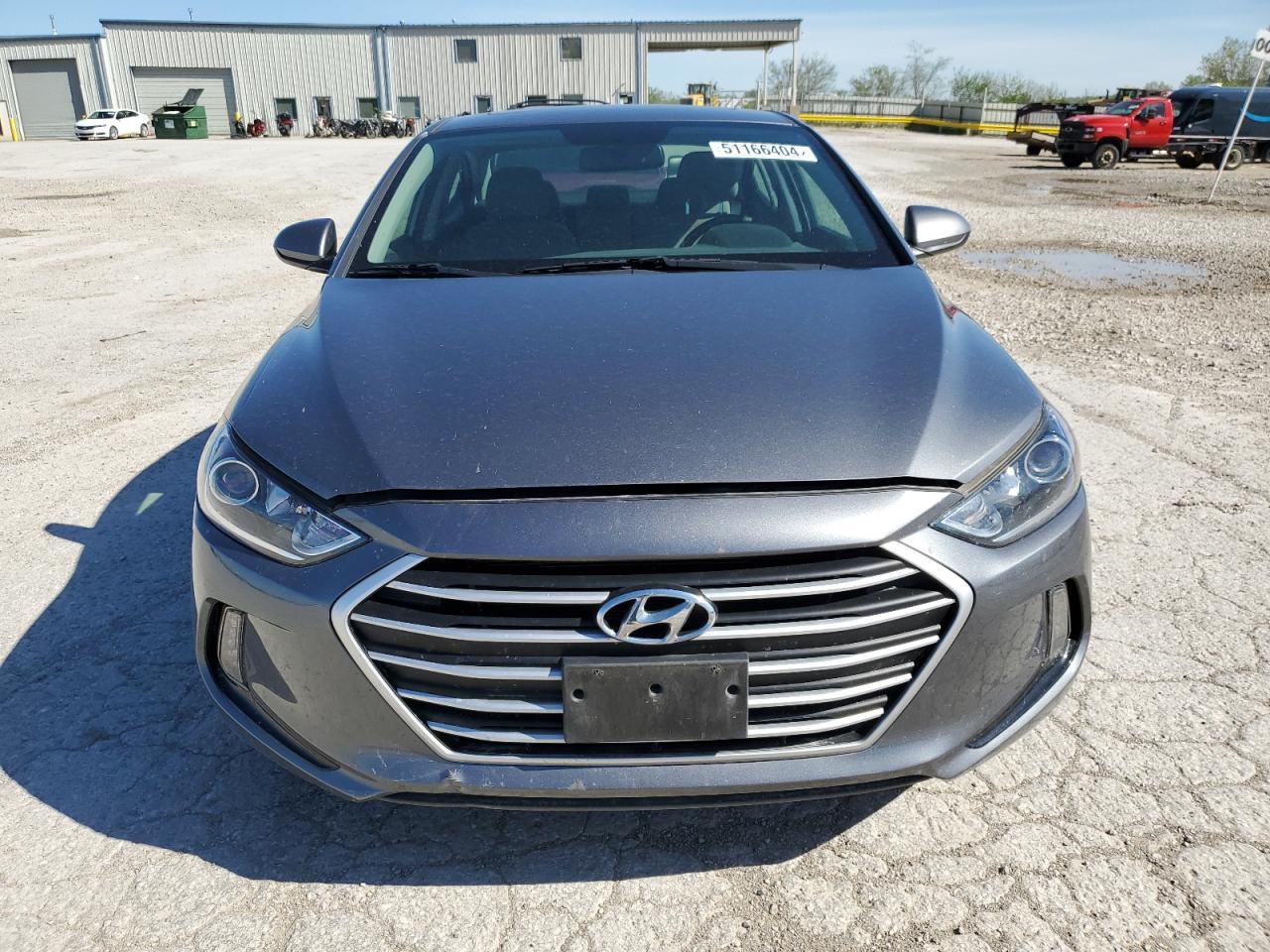 2018 HYUNDAI ELANTRA SE - Image 5