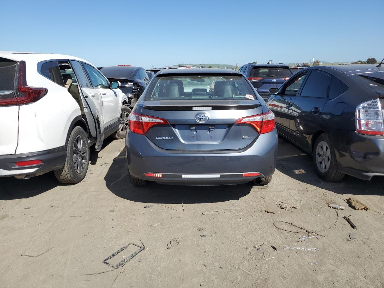 2015 TOYOTA COROLLA L - Фото 6