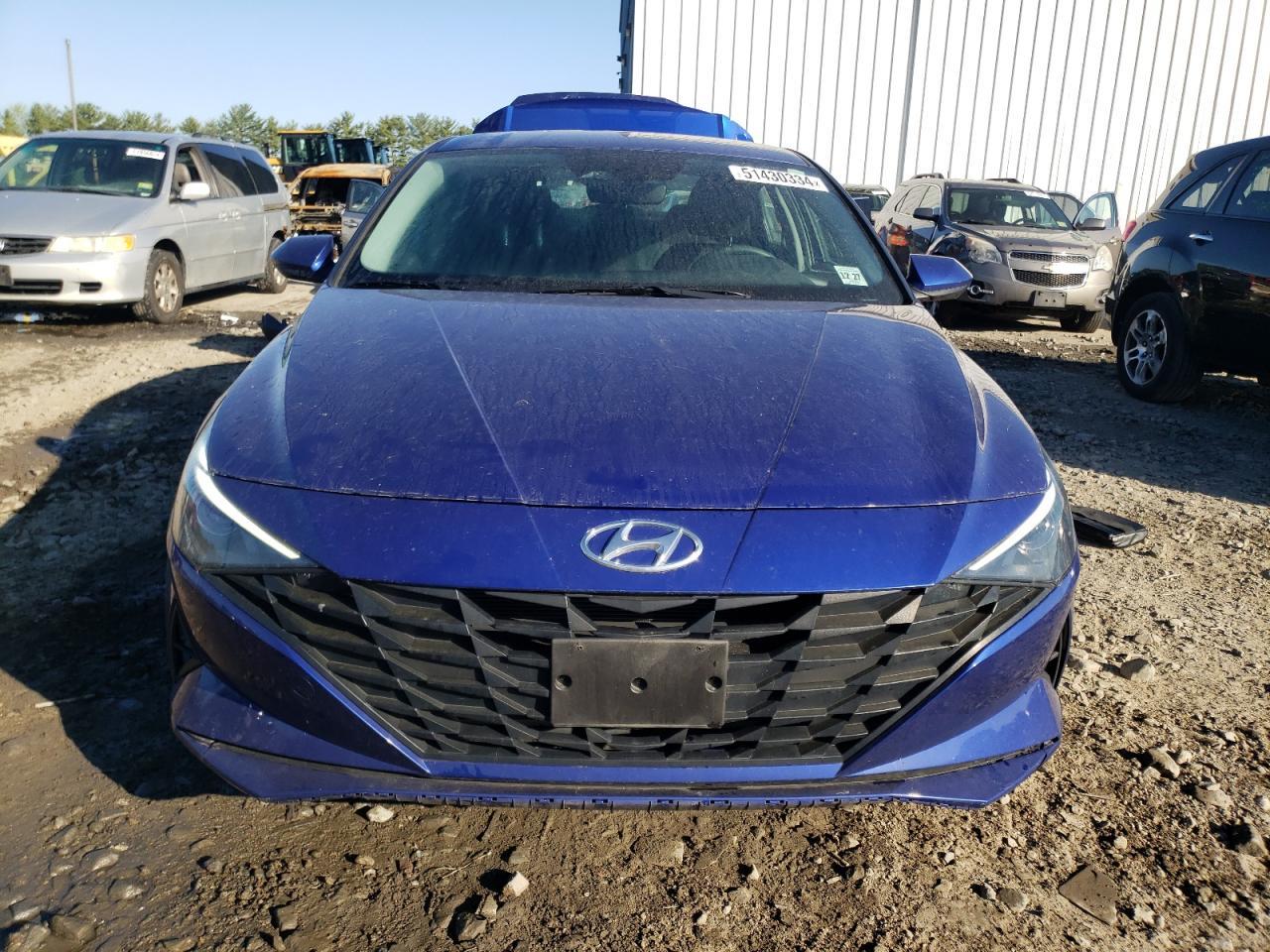 2022 HYUNDAI ELANTRA SE - Фото 5
