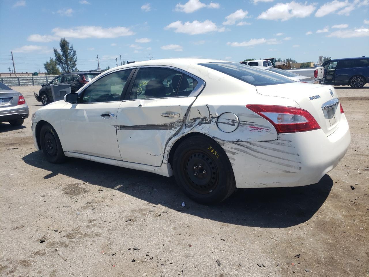 2011 NISSAN MAXIMA S - Image 2