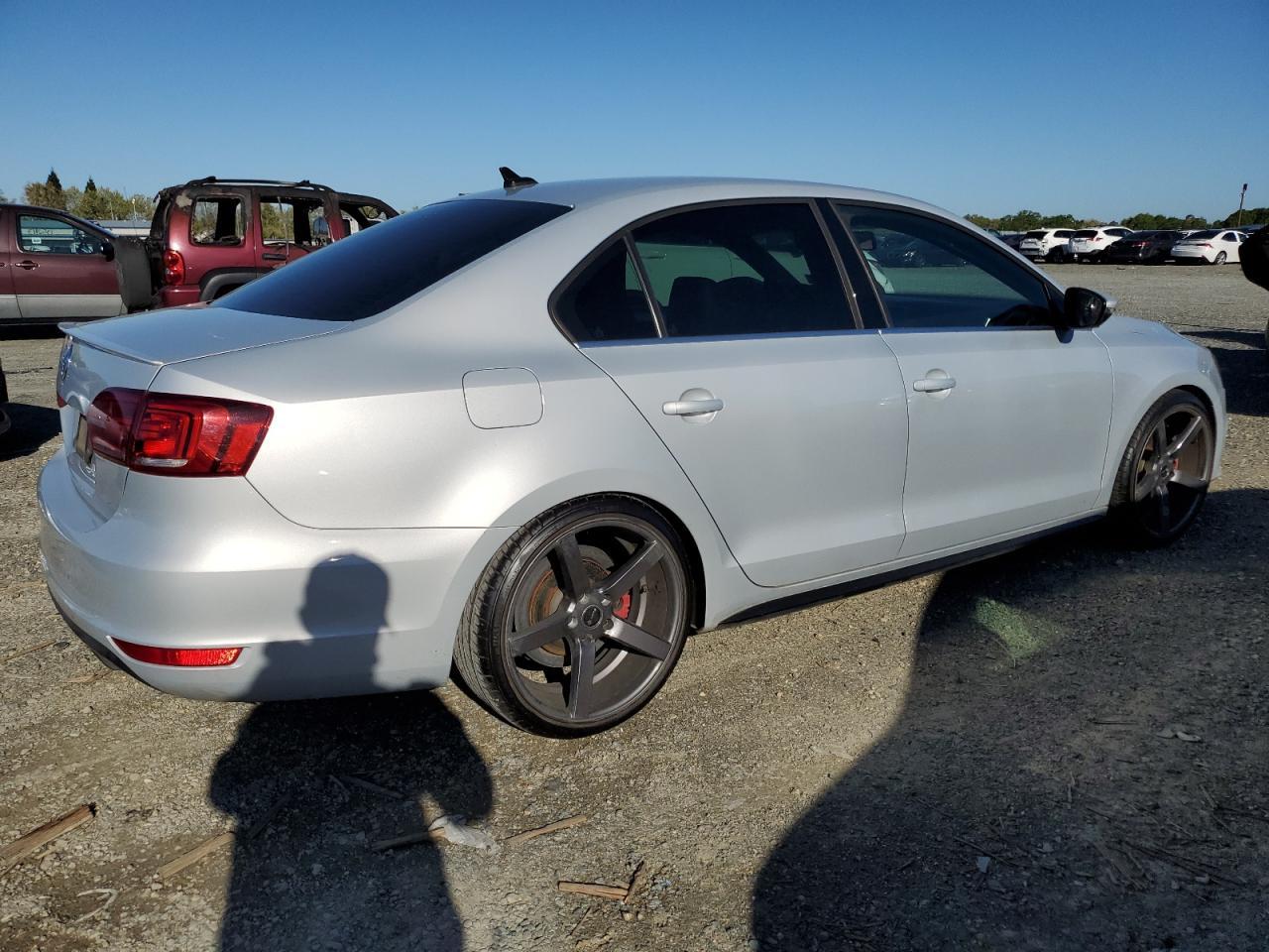 2013 VOLKSWAGEN JETTA GLI - Image 3