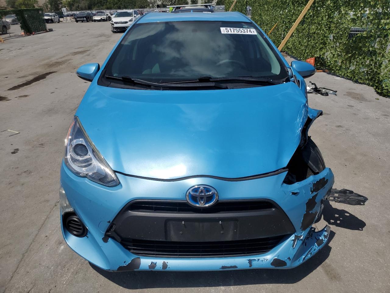 2015 TOYOTA PRIUS C - Image 5